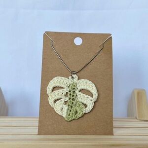 Crochet Monstera Leaf Necklace